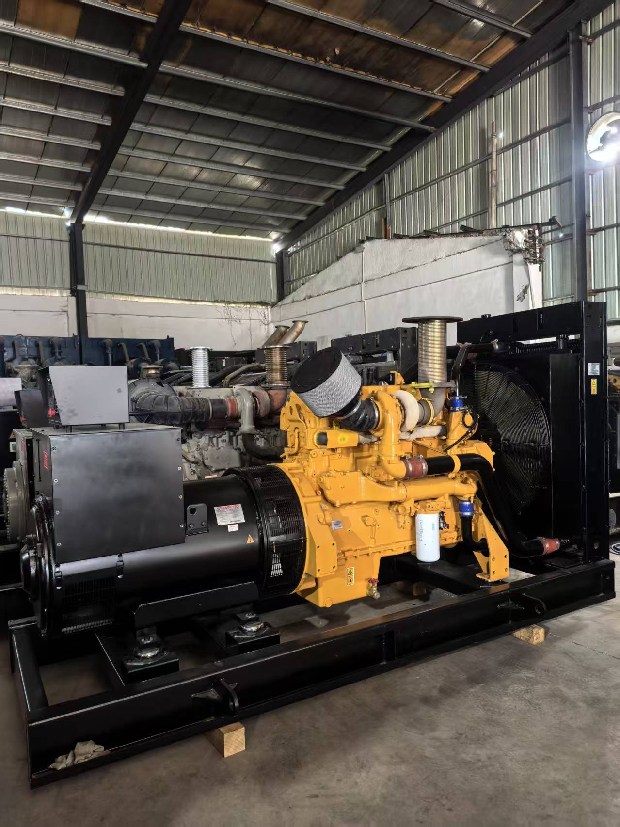 Used/ Second Hand OpenType 3 Phase 456KW/585KW Diesel Generator Set